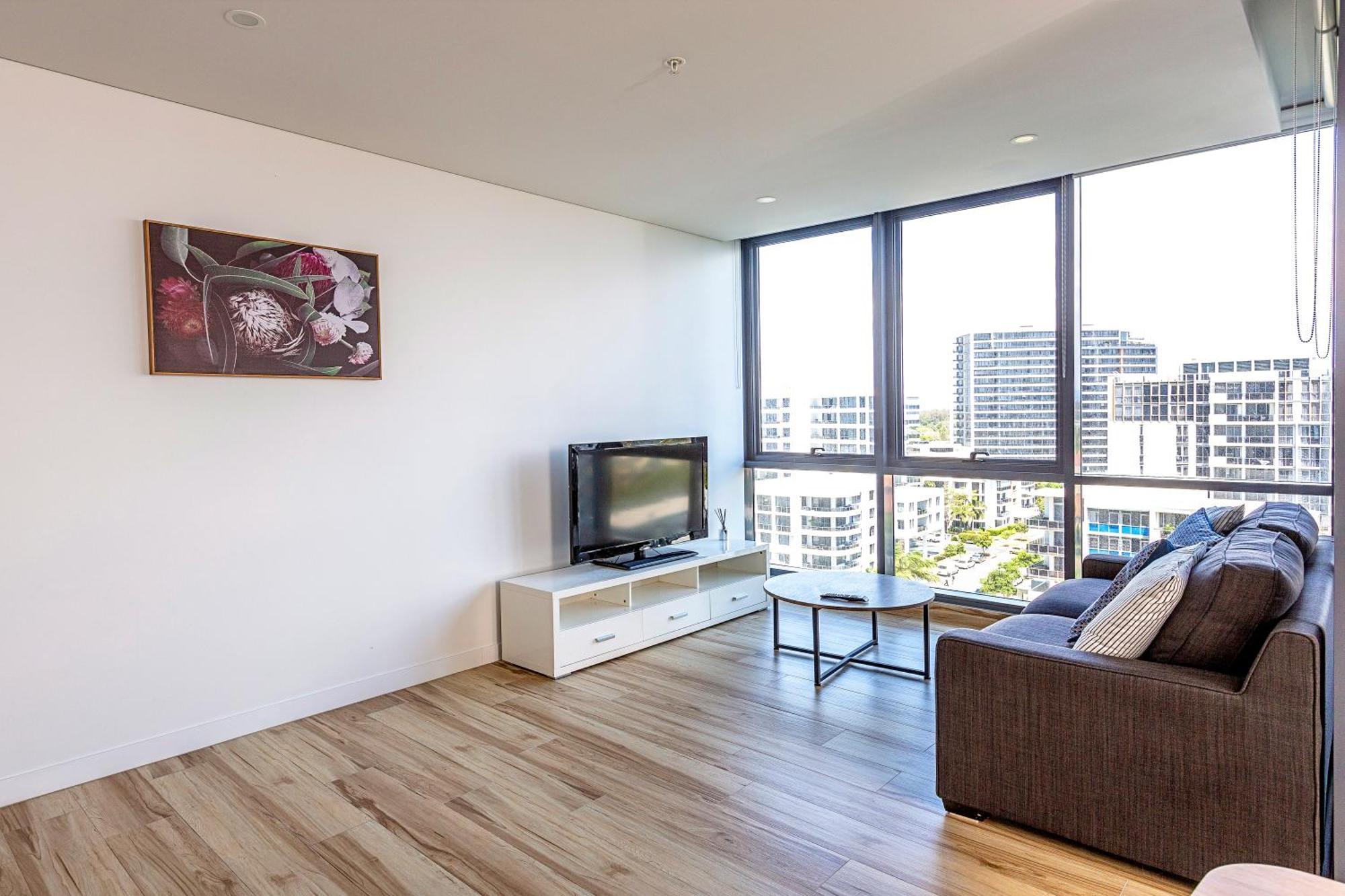 Luxury Modern In Southport With Facilities Gold Coast
